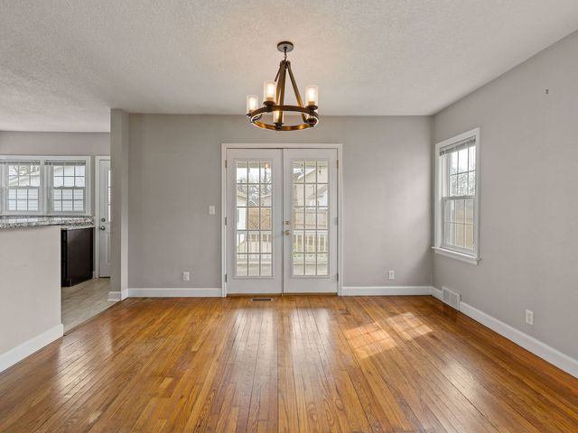 2313 26th Street, Rock Island, IL 61201