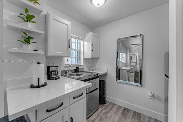 942 NW 133rd Ct, Miami, FL 33182