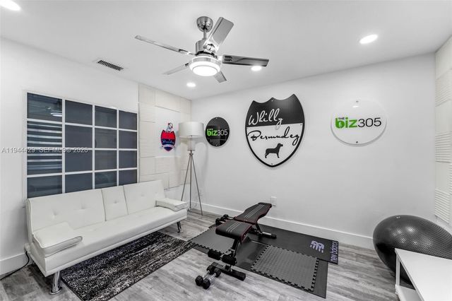 942 NW 133rd Ct, Miami, FL 33182