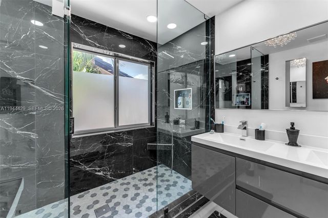 942 NW 133rd Ct, Miami, FL 33182