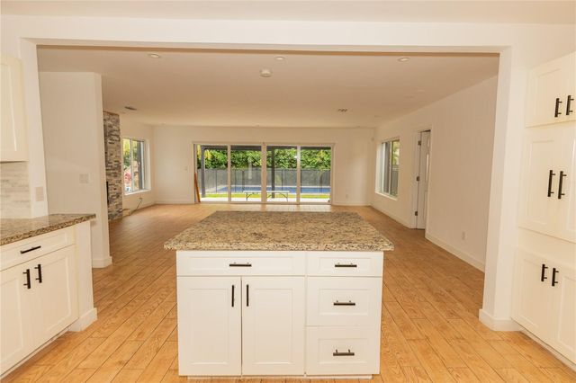 2510 NE 207th Terrace, Miami, FL 33180