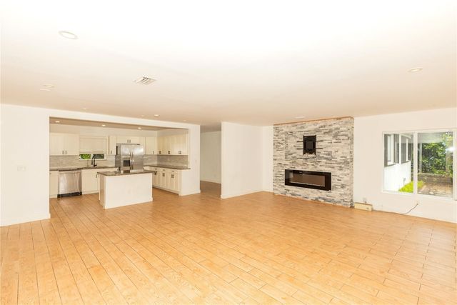 2510 NE 207th Terrace, Miami, FL 33180