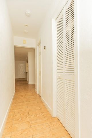 2510 NE 207th Terrace, Miami, FL 33180