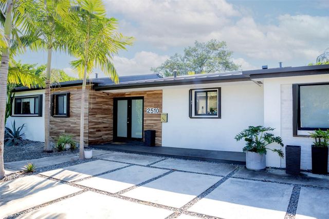 2510 NE 207th Terrace, Miami, FL 33180