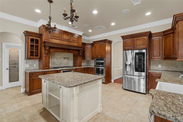 1206 Austin Colony Drive, Richmond, TX 77406