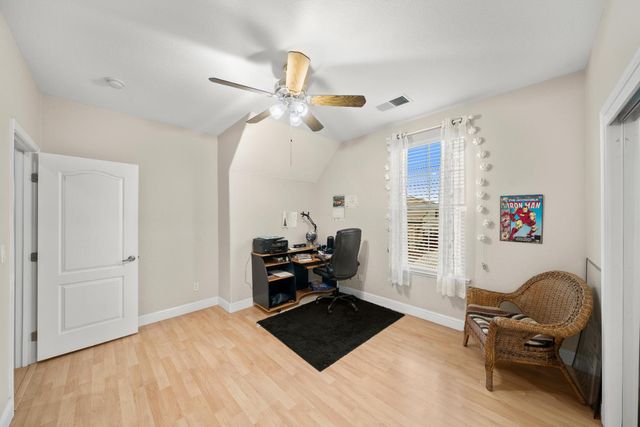 5216 Burberry Ct, Elk Grove, CA 95757