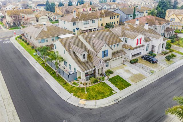 5216 Burberry Ct, Elk Grove, CA 95757