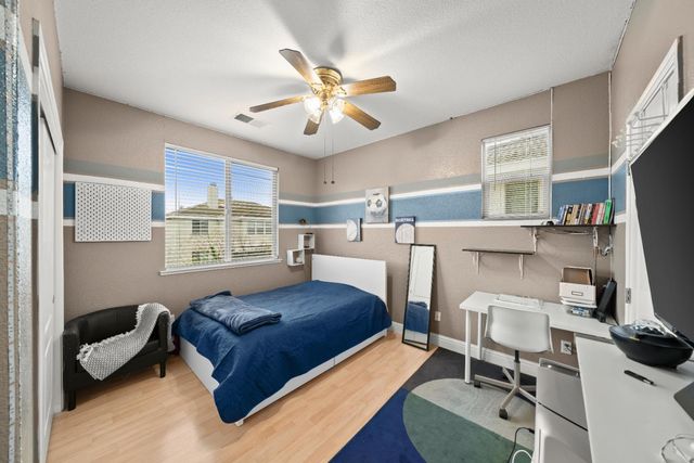 5216 Burberry Ct, Elk Grove, CA 95757