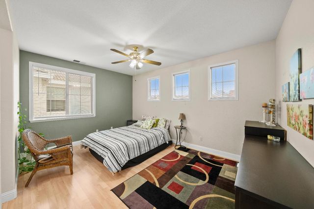 5216 Burberry Ct, Elk Grove, CA 95757