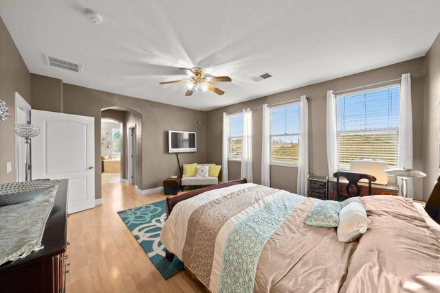 5216 Burberry Ct, Elk Grove, CA 95757