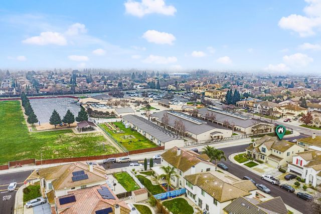 5216 Burberry Ct, Elk Grove, CA 95757