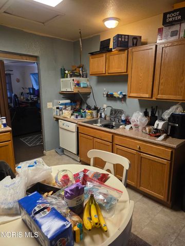 1303 Albert Street, Toledo, OH 43605