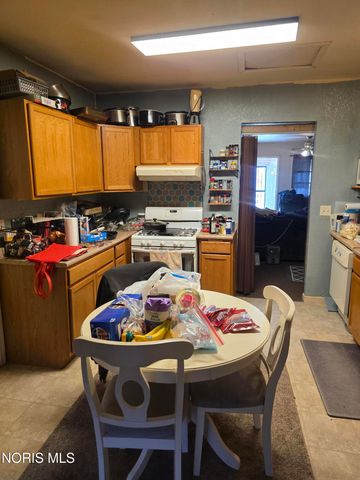 1303 Albert Street, Toledo, OH 43605