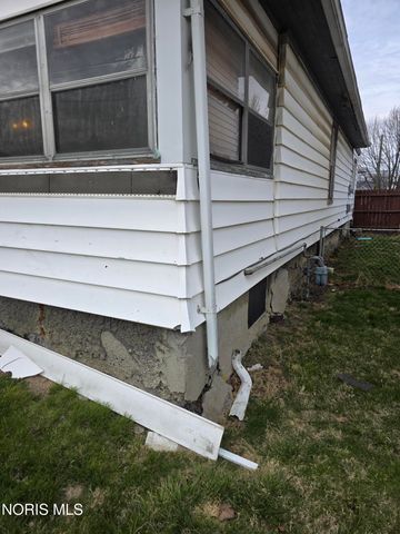 1303 Albert Street, Toledo, OH 43605