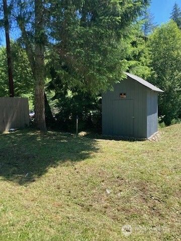 130 E Annas, Shelton, WA 98584
