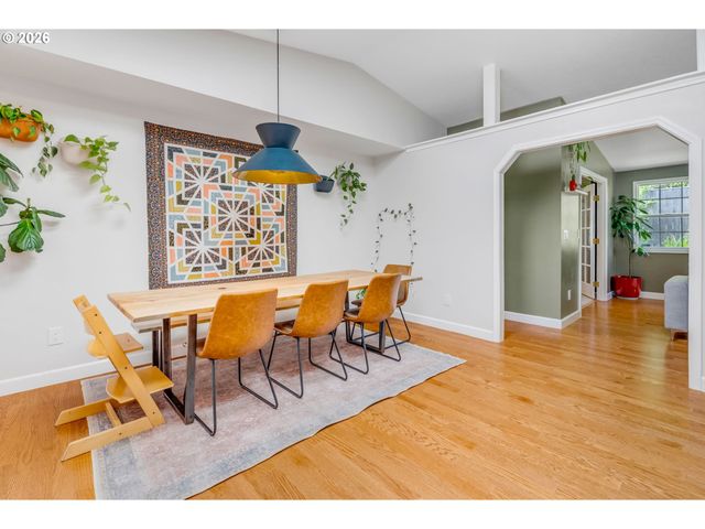 1634 Sw Spring Garden St, Portland, OR 97219