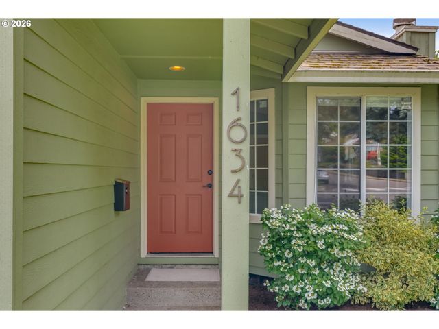 1634 Sw Spring Garden St, Portland, OR 97219