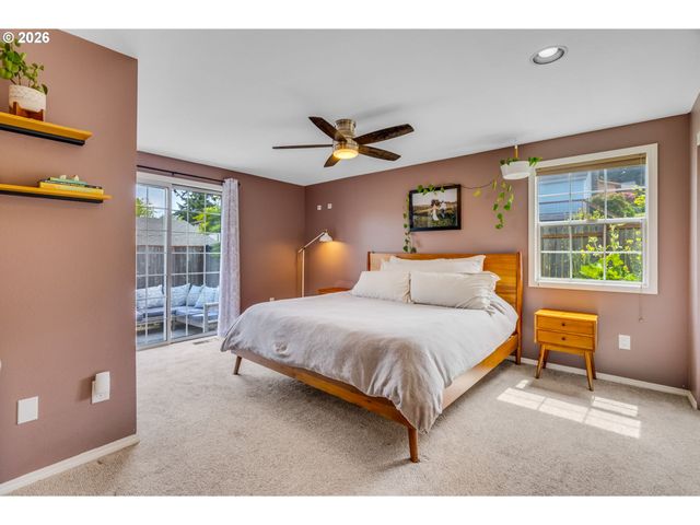 1634 Sw Spring Garden St, Portland, OR 97219