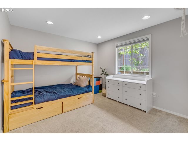 1634 Sw Spring Garden St, Portland, OR 97219