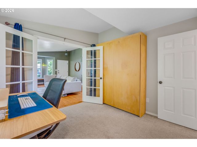 1634 Sw Spring Garden St, Portland, OR 97219