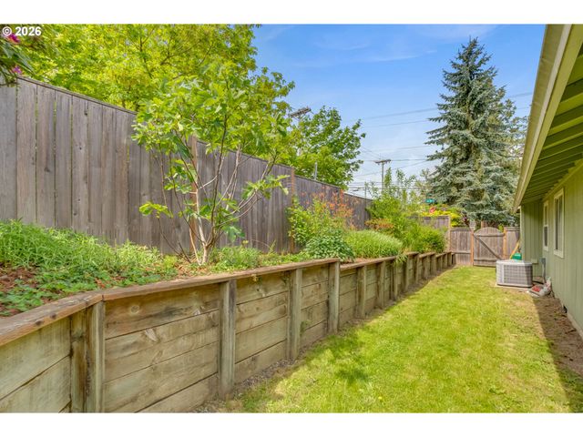 1634 Sw Spring Garden St, Portland, OR 97219