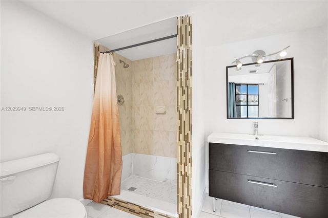 17500 N Bay Rd S403, Sunny Isles Beach, FL 33160