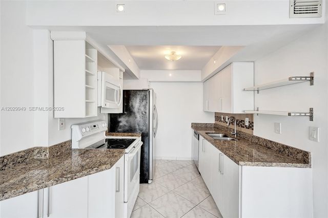 17500 N Bay Rd S403, Sunny Isles Beach, FL 33160