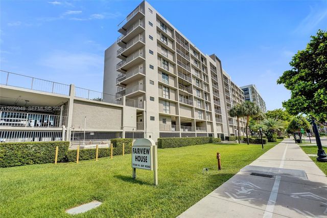 17500 N Bay Rd S403, Sunny Isles Beach, FL 33160