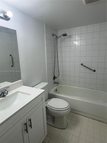 200 SW 132nd Way 207L, Pembroke Pines, FL 33027