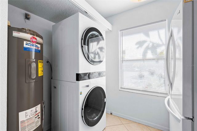 630 N JEFFERSON AVENUE 19, Sarasota, FL 34237
