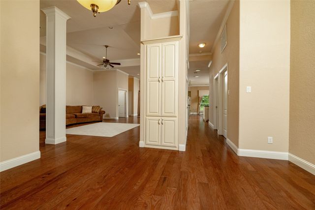 603 Runaway Bay Drive, Runaway Bay, TX 76426