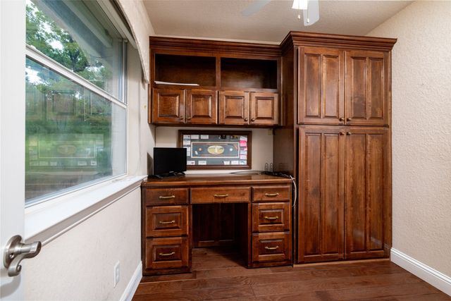 603 Runaway Bay Drive, Runaway Bay, TX 76426