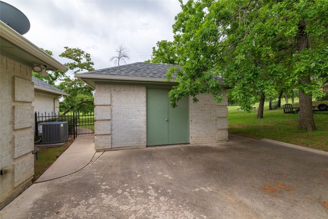 603 Runaway Bay Drive, Runaway Bay, TX 76426