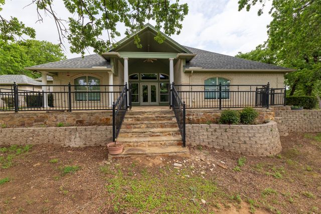 603 Runaway Bay Drive, Runaway Bay, TX 76426