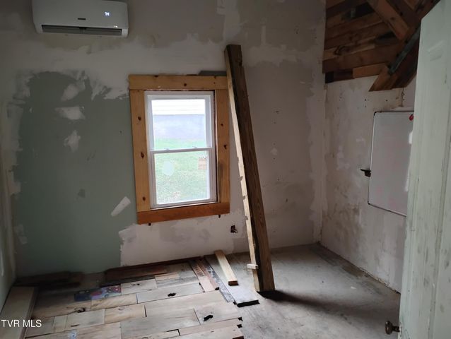 1101 Afton Street, Johnson City, TN 37601