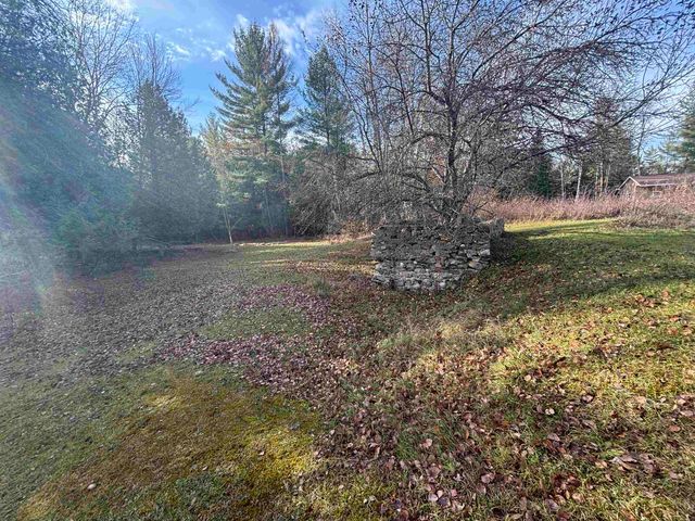 421 W Washington Road, Farwell, MI 48622