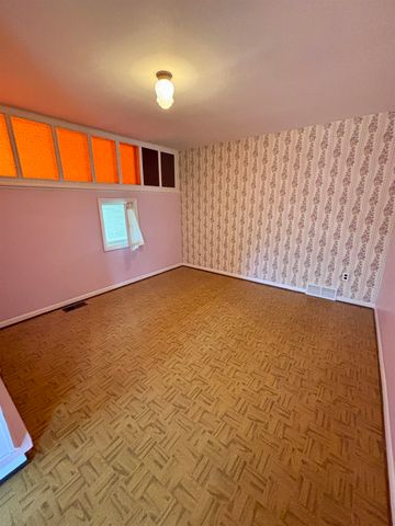 421 W Washington Road, Farwell, MI 48622