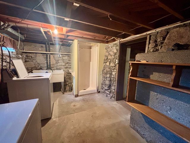 421 W Washington Road, Farwell, MI 48622