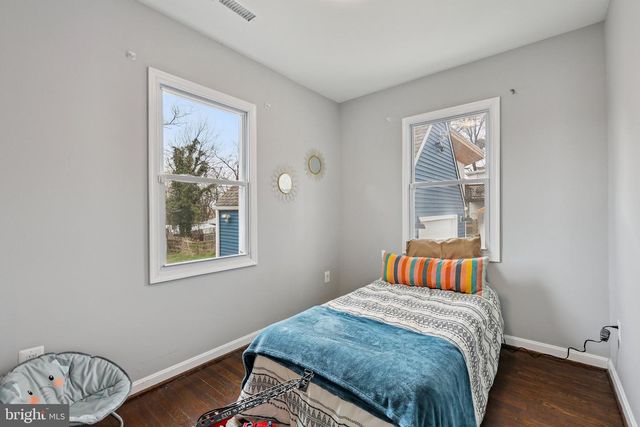 1404 BEAVER HEIGHTS LN, Capitol Heights, MD 20743