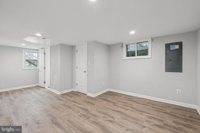 1404 BEAVER HEIGHTS LN, Capitol Heights, MD 20743