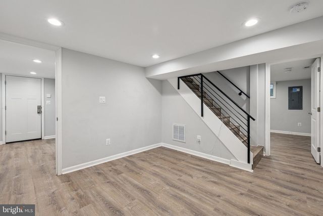 1404 BEAVER HEIGHTS LN, Capitol Heights, MD 20743