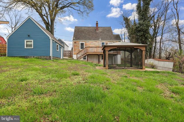 1404 BEAVER HEIGHTS LN, Capitol Heights, MD 20743