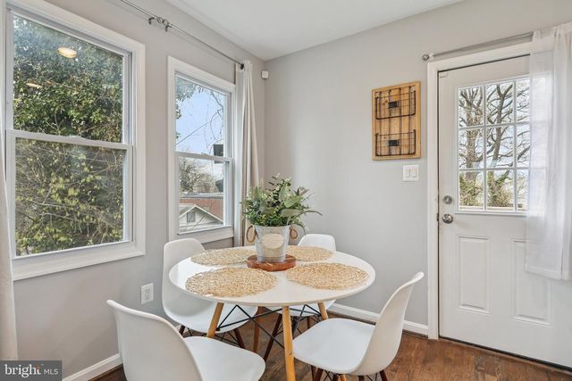 1404 BEAVER HEIGHTS LN, Capitol Heights, MD 20743