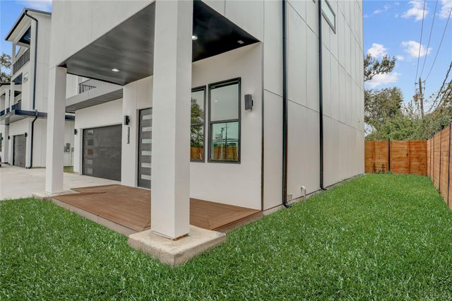 6814 Hartland Avenue, Houston, TX 77055