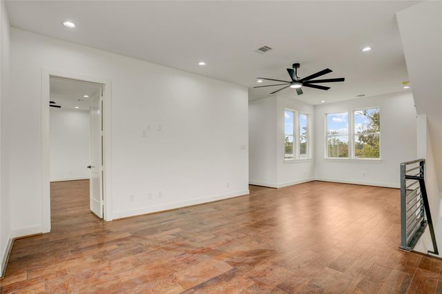 6814 Hartland Avenue, Houston, TX 77055