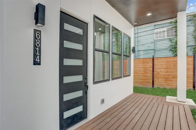 6814 Hartland Avenue, Houston, TX 77055