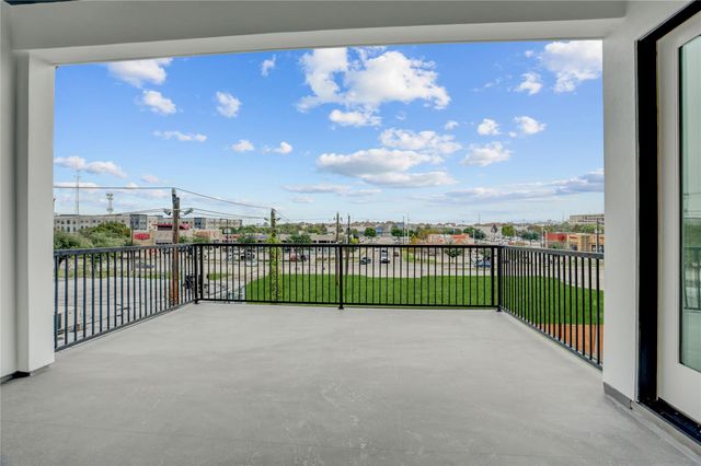 6814 Hartland Avenue, Houston, TX 77055