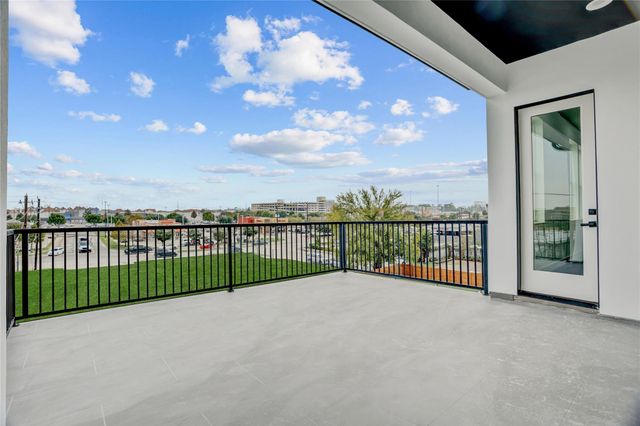 6814 Hartland Avenue, Houston, TX 77055