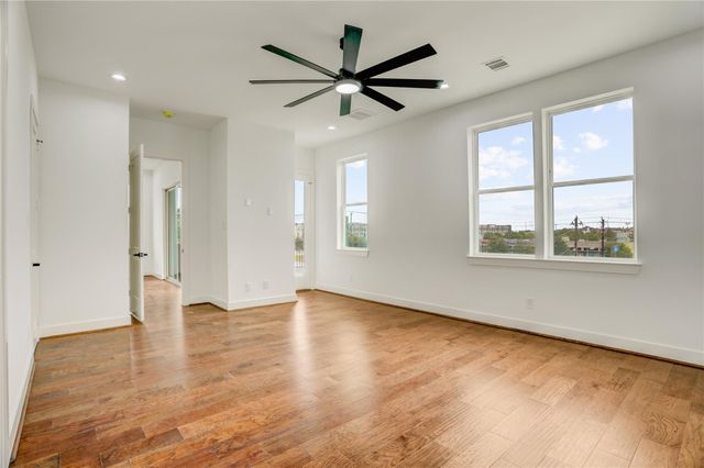 6814 Hartland Avenue, Houston, TX 77055