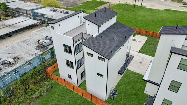 6814 Hartland Avenue, Houston, TX 77055